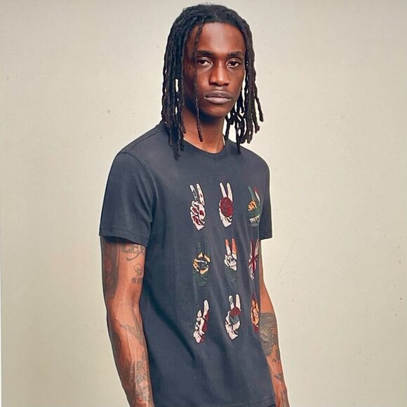 John Varvatos Multi Peace Hand Tee Black Embroidered Graphic 100% Cotton Men's M - Picture 1 of 13